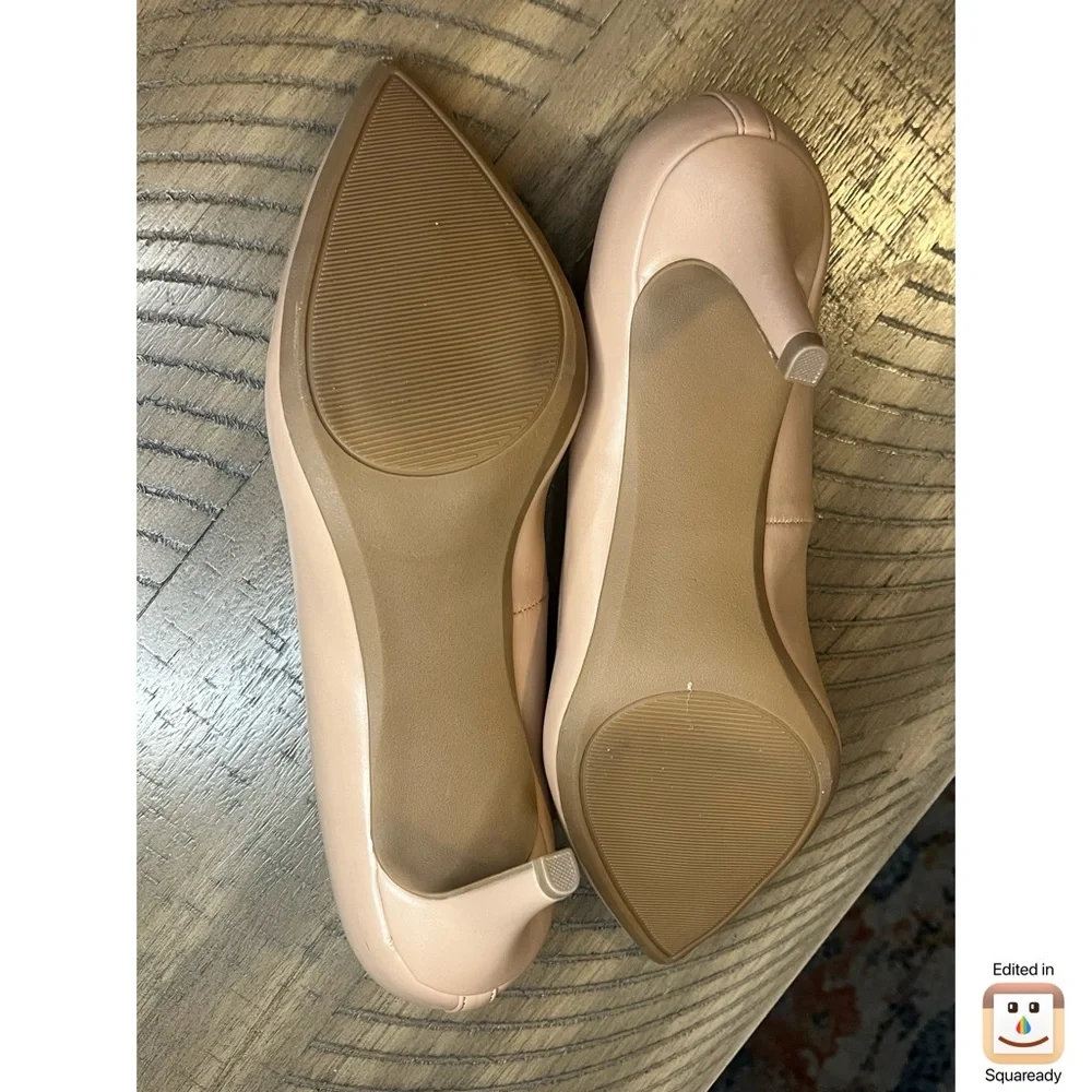 Sonoma Women's Beige Pumps - Picture 6 of 7